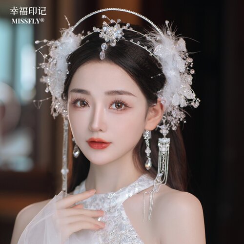 羽毛圣女冠新娘白纱头饰浅色秀禾发饰婚纱配饰品流苏皇冠双层发箍