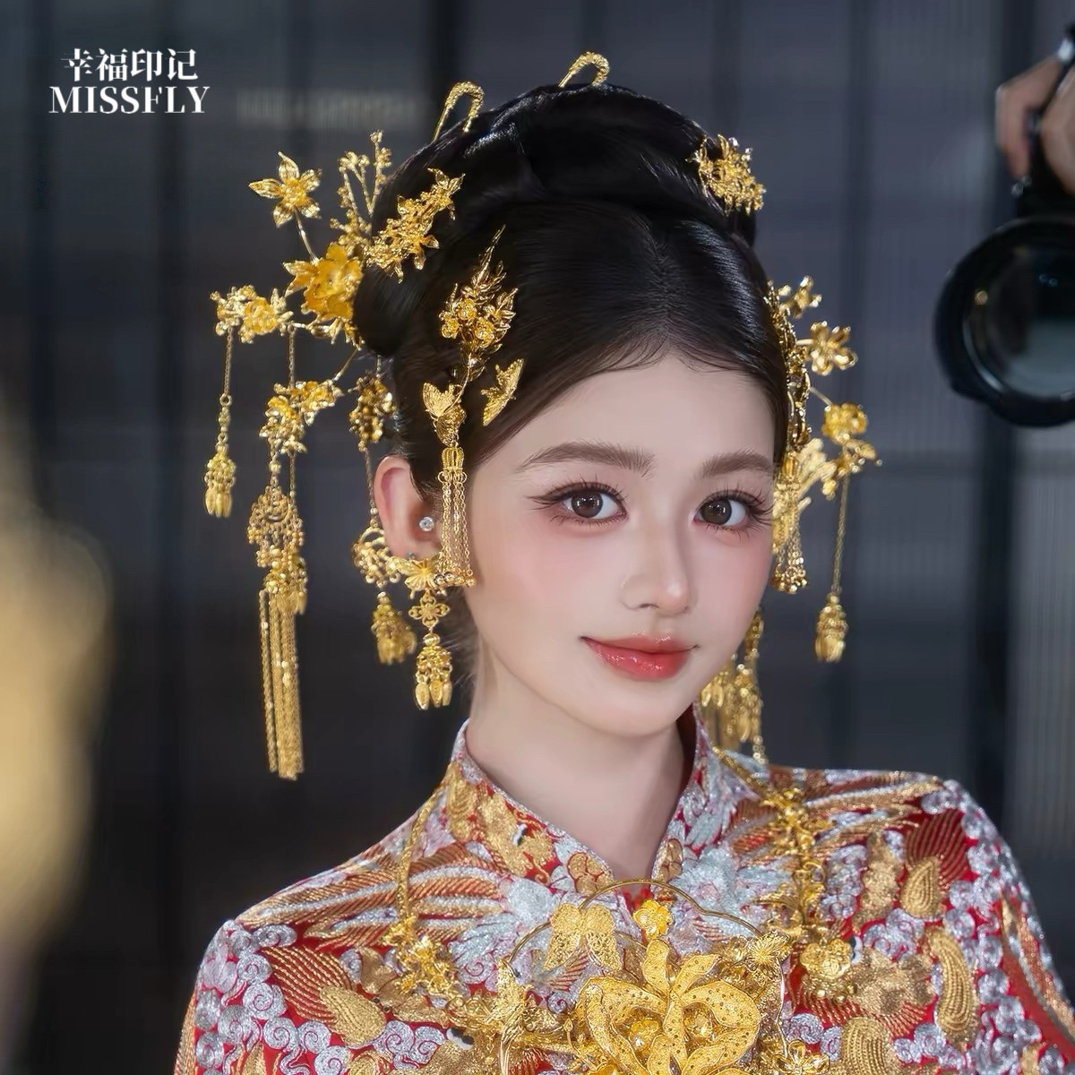 金色花朵凤凰蝴蝶发簪凤钗新娘头饰秀禾旗袍龙凤褂发饰新中式婚礼
