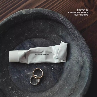 小众滋润保湿美国护手霜