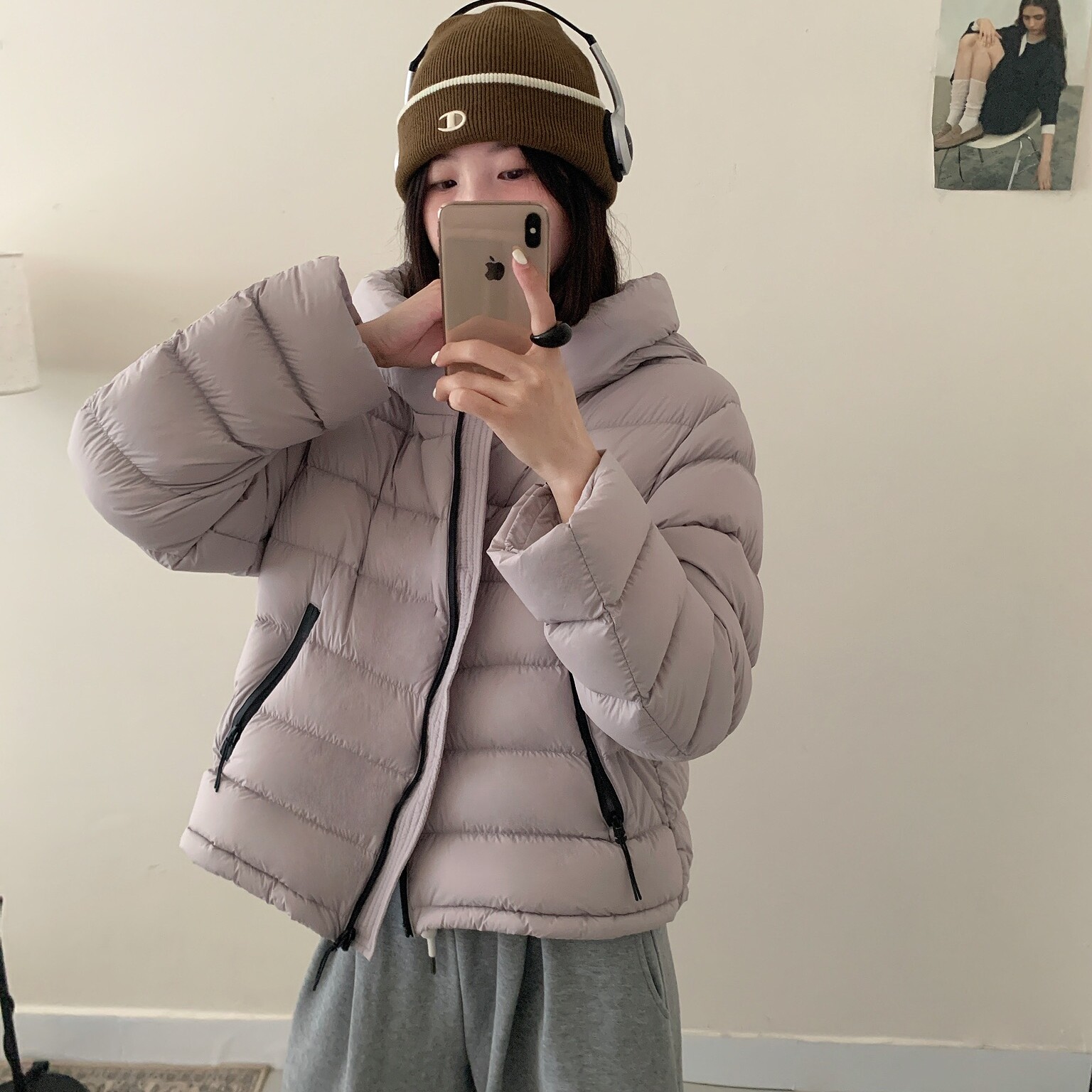 90白鸭绒短款羽绒服女