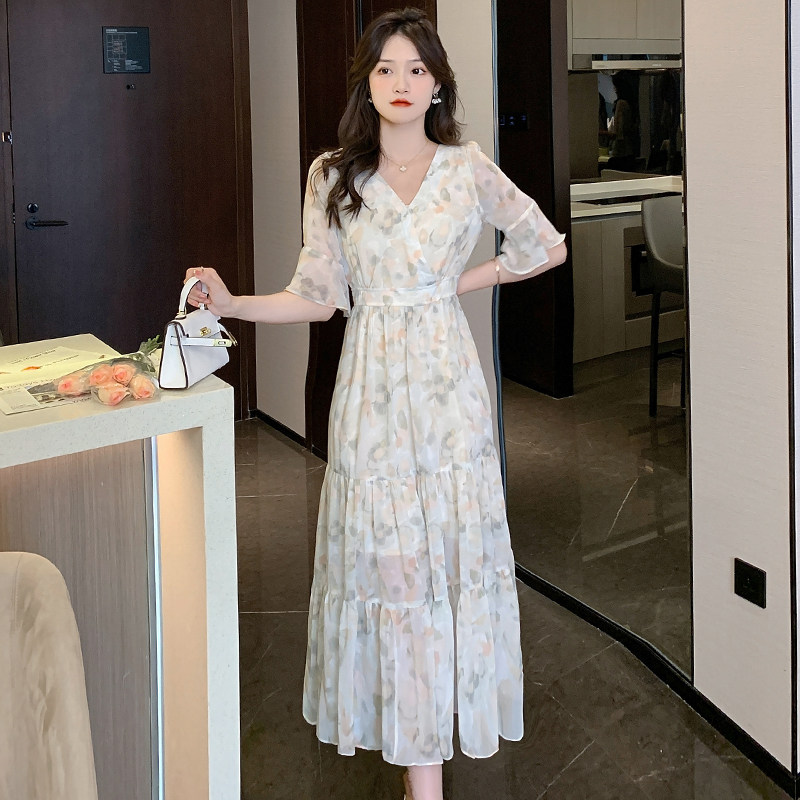 实拍蛋糕裙碎花连衣裙夏装新款显瘦韩系法式高级感长裙过膝裙子女