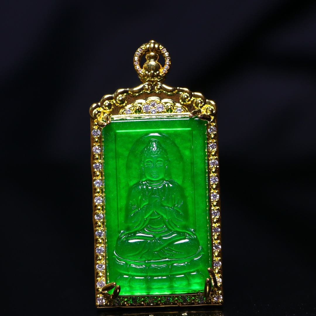 高冰帝王绿精雕本命佛牌吊坠巴山翠石英岩挂件高冰保平安碧玉装饰