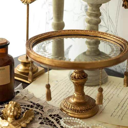 轻奢文艺法式拍照金色天使摆件