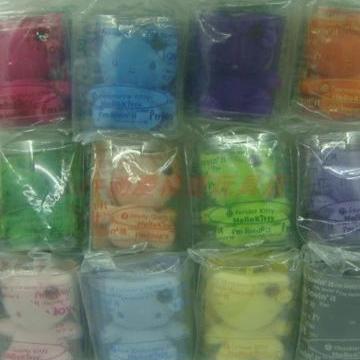 麦当劳Kitty毛公仔挂件水晶