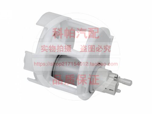奔驰AMG5.5LV8汽油泵总成