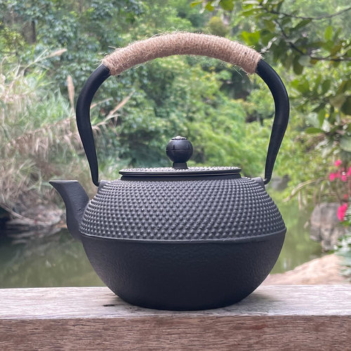 老武士铁壶手工防烫茶壶1.2L铸铁壶日式南部铁器无涂层复古烧水壶 - 封面