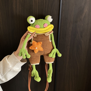 成品手工编织大嘴青蛙手机包毛线钩针香肠包包斜挎送女友闺蜜