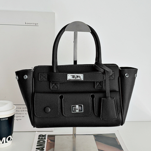 2026新款女包多口袋手提包暗黑机车托特大容量方扣腋下包大包