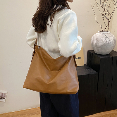 托特包宽肩带大容量复古单肩斜跨