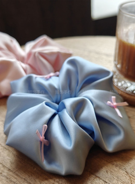 【两件95折】Dokidoki自制芭蕾风蓝色缎面蝴蝶结大肠发圈芭比发圈