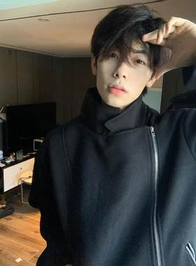 小众解构斜拉链短款毛呢外套男潮牌美式设计高级感不规则拉链夹克