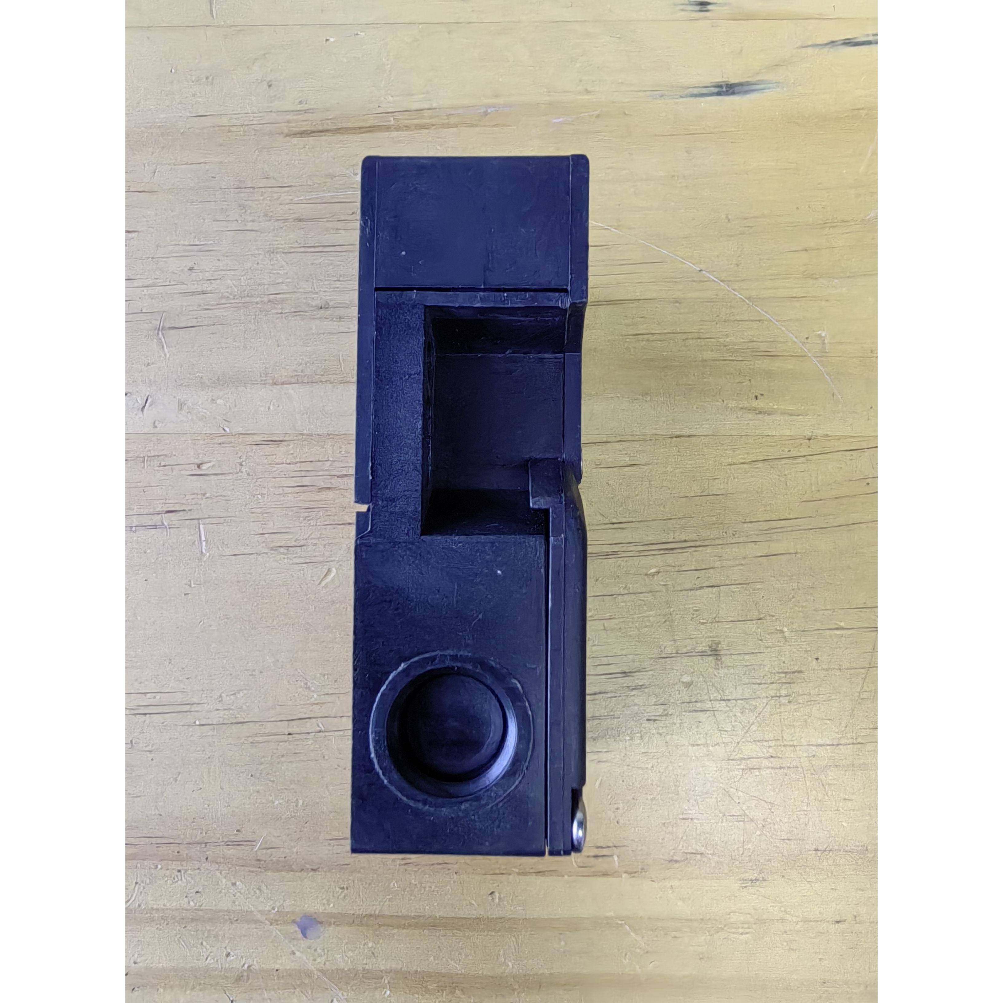 原装正品AZ16ZVK-M16施迈赛安全锁成色很好无包装未安装使用实物