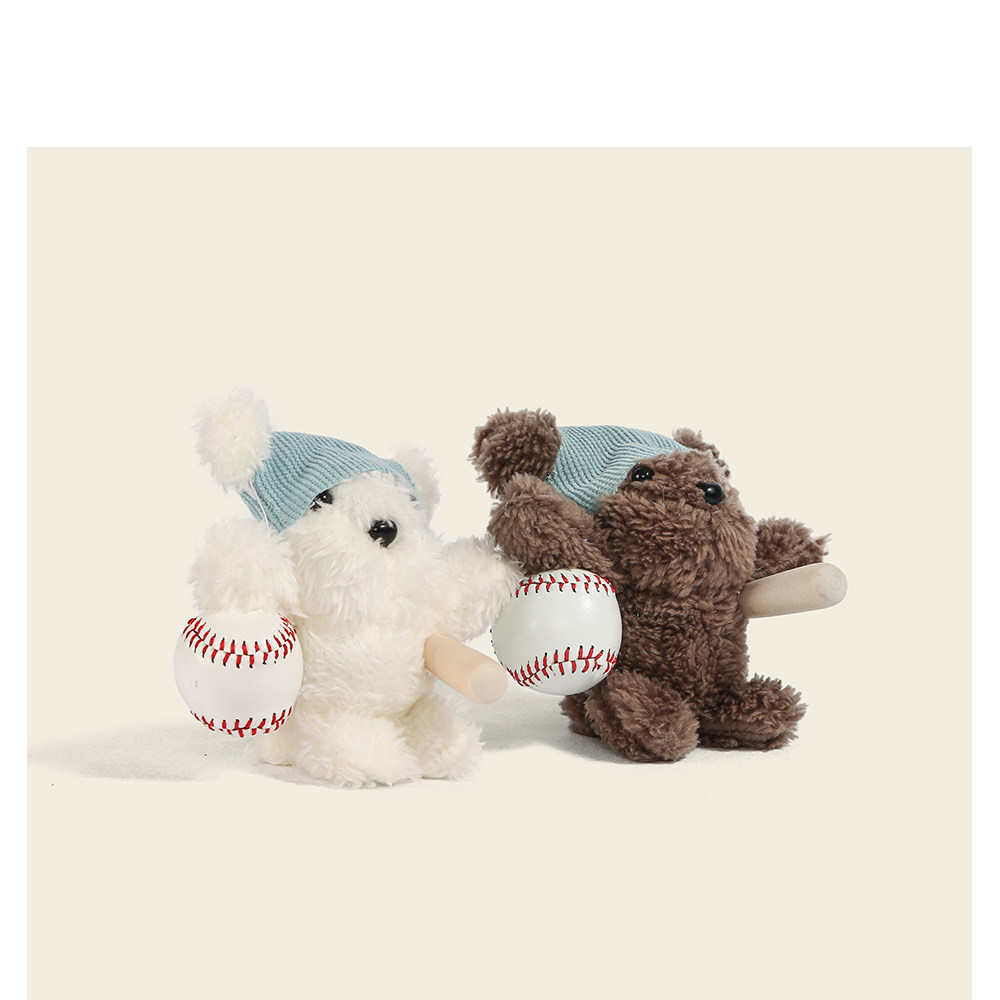 日本チャーム可爱毛绒小熊公仔包挂件棒球帽子钥匙扣ins潮玩挂饰