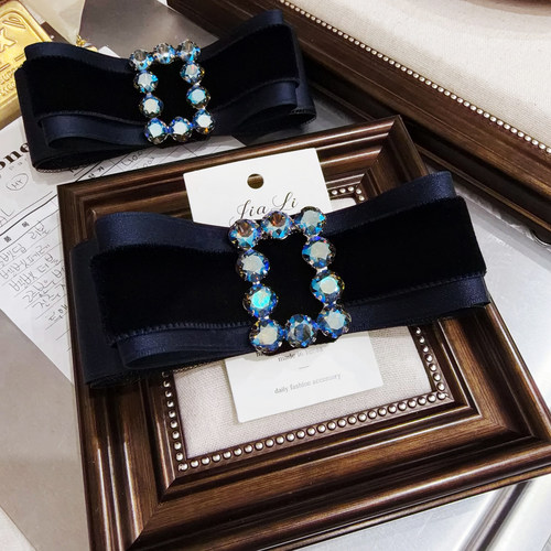 小香风丝绒镶钻蝴蝶结弹簧夹