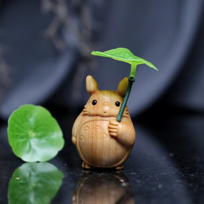 崖柏龙猫木质摆件文玩手把件桌面茶几摆饰可爱随身盘玩精雕工艺品