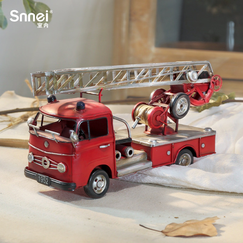 复古怀旧老式消防车铁皮汽车模型摆件创意酒吧办公室桌面装饰摆设