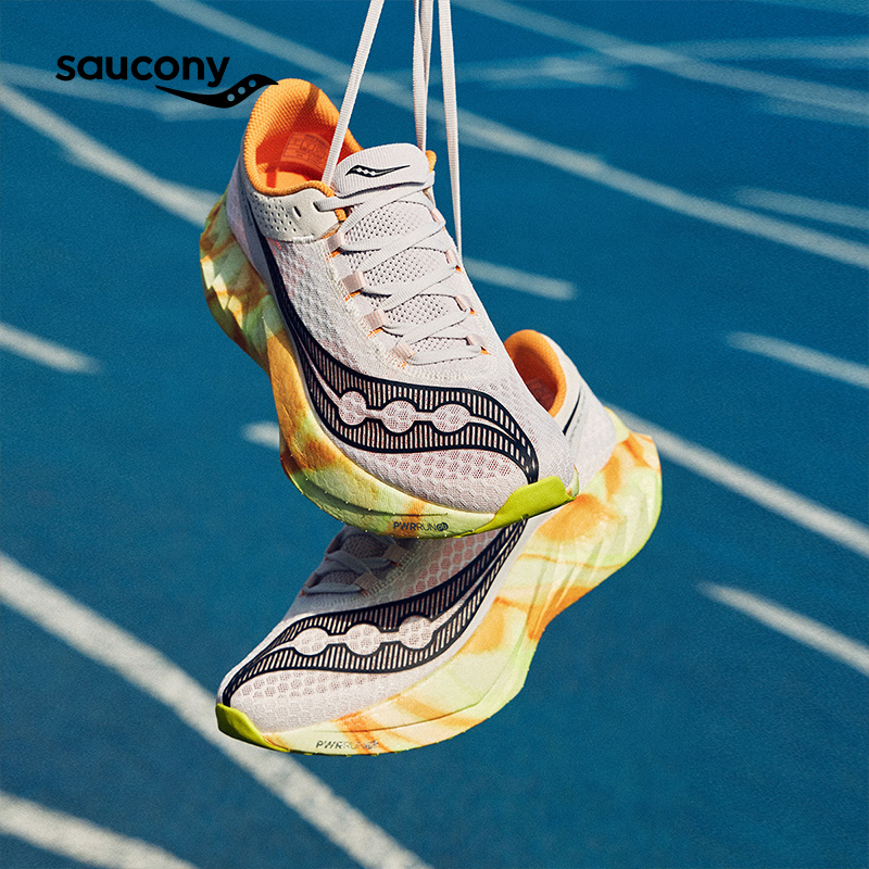 索康尼EndorphinPro啡鹏4跑步鞋