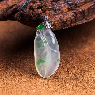 缅甸翡翠吊坠冰润飘绿金枝玉叶挂件18k金扣头镶嵌天然A货迷你款