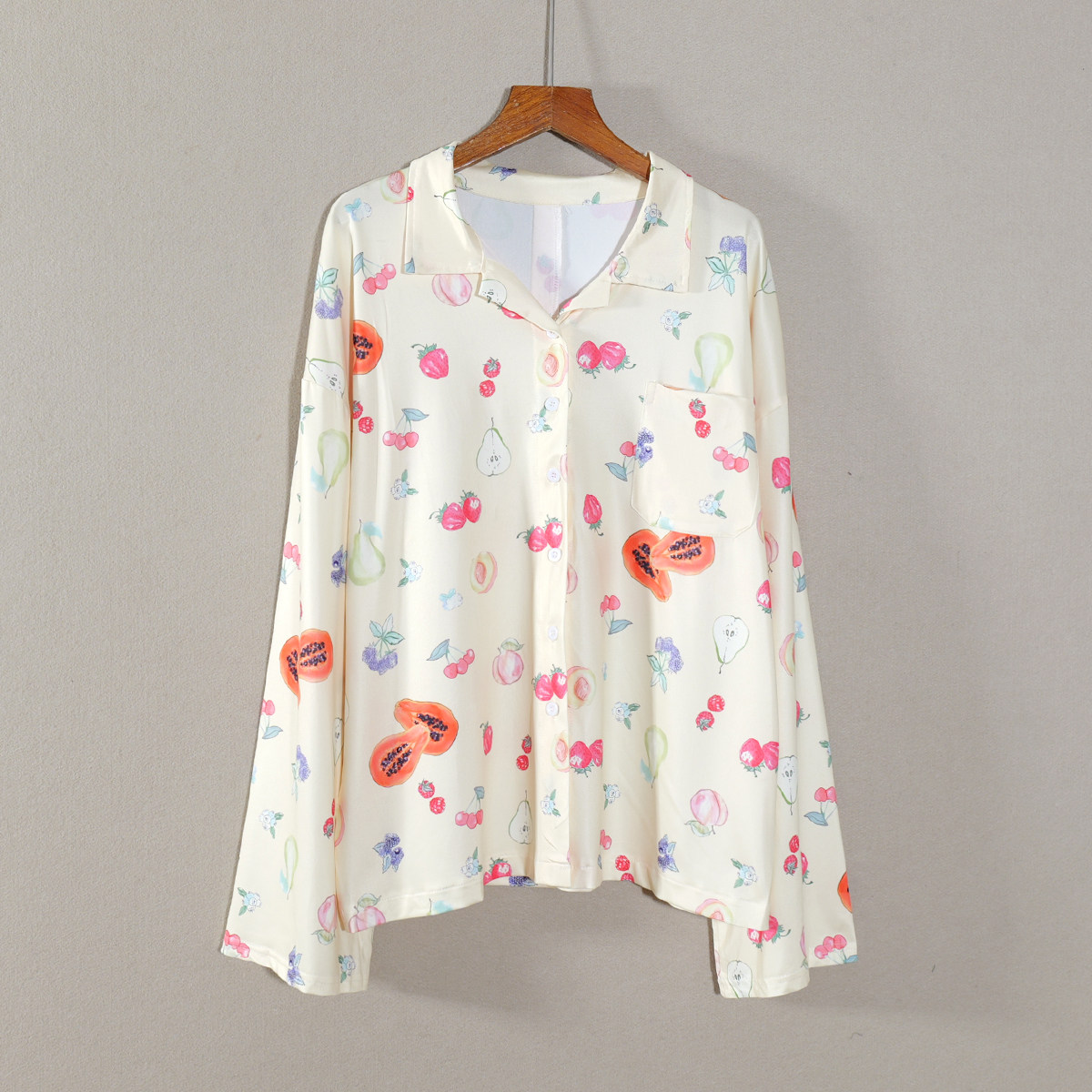 春秋款新品女装宽松韩版翻领口袋单排扣长袖衬衫显瘦印花简约时尚