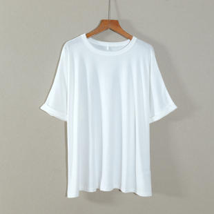 新品 休闲风圆领T恤衫 女款 显瘦纯色短袖 简约潮 宽松大码 2026年夏装