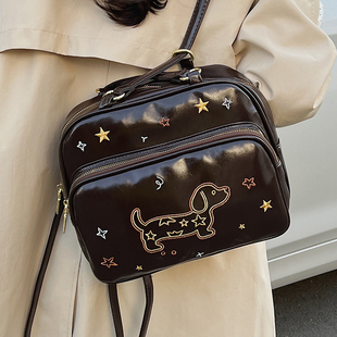 百搭韩系大容量双肩包女2026新款复古可爱狗狗学生背包单肩托特包