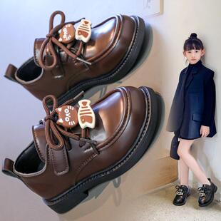 女童皮鞋2025春秋新款卡通挂件儿童鞋子软底女童单鞋休闲鞋小皮鞋