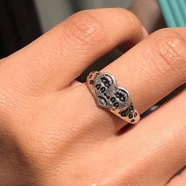 53002 RINGS WOMEN LOVE CRYING FACE EXPRESSION RING FEMALE PUNK WIND TEARS MOOD MEN AND WOMEN RING