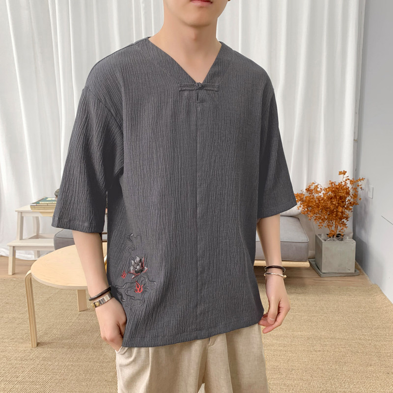 T8892  P45 新咖啡厅 冰丝荷花刺绣夏季清凉透气T恤风V领宽松图片