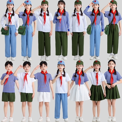 小红军合唱服雷锋闪闪红星