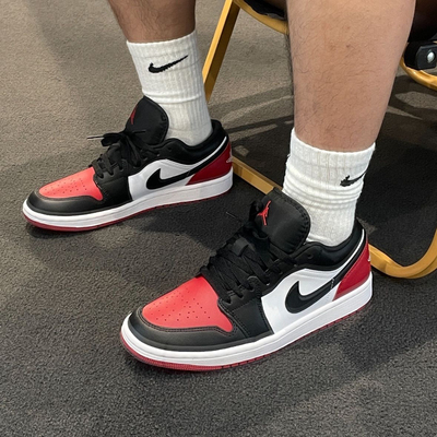 Nike耐克 Air Jordan 1 Low  耐磨透气黑红脚趾篮球鞋553558-161