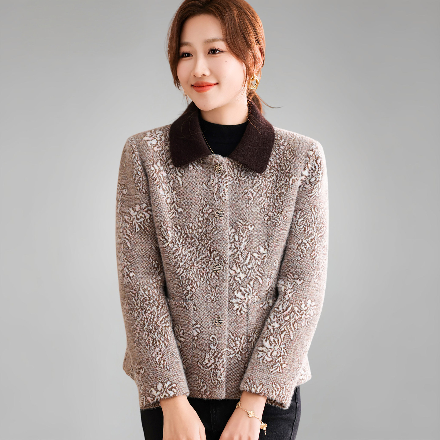 小香风女士毛呢外套2026早春新款中年短款呢大衣气质妈妈高端上衣