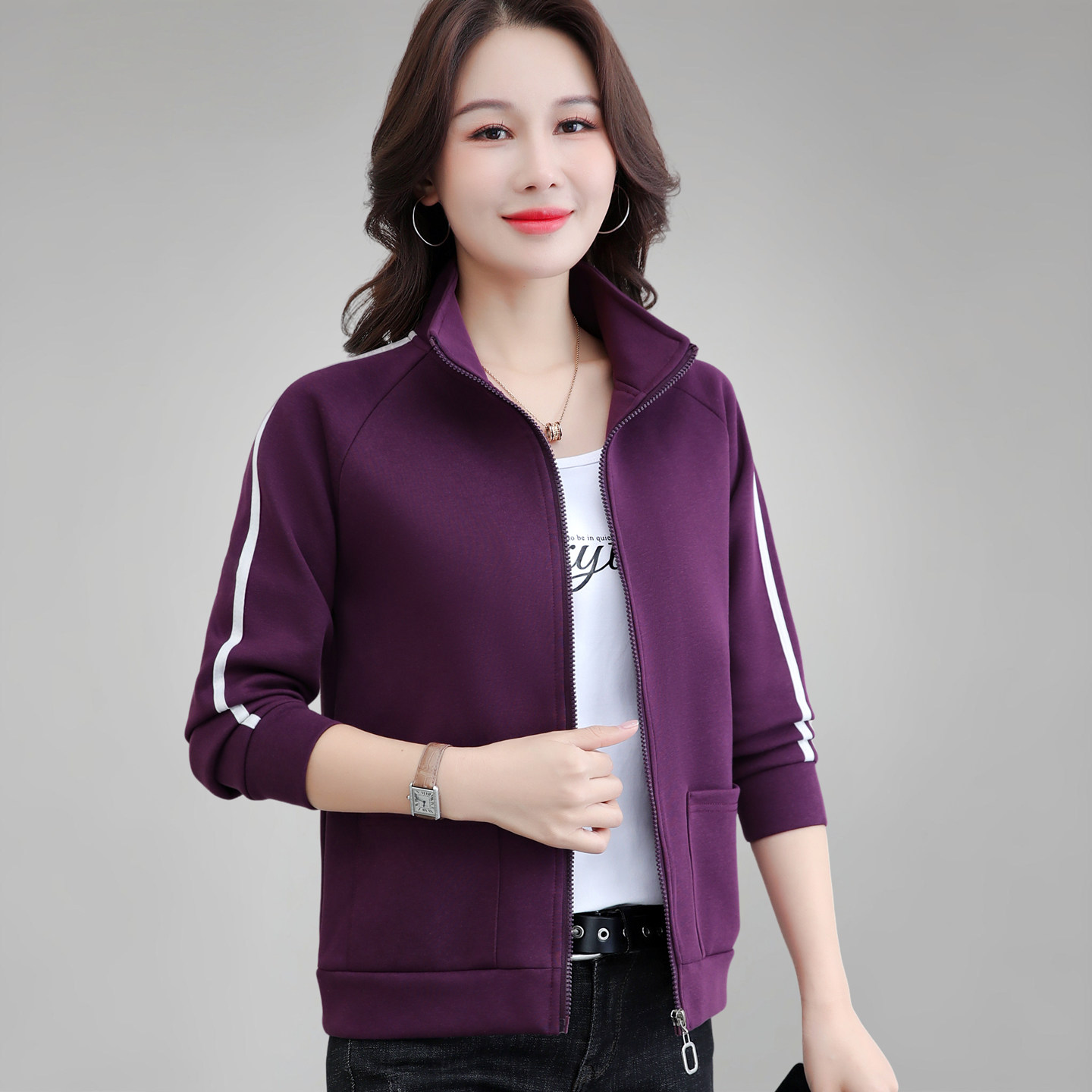 女士立领卫衣2026早春新款妈妈短外套休闲风中年上衣显瘦拉链开衫