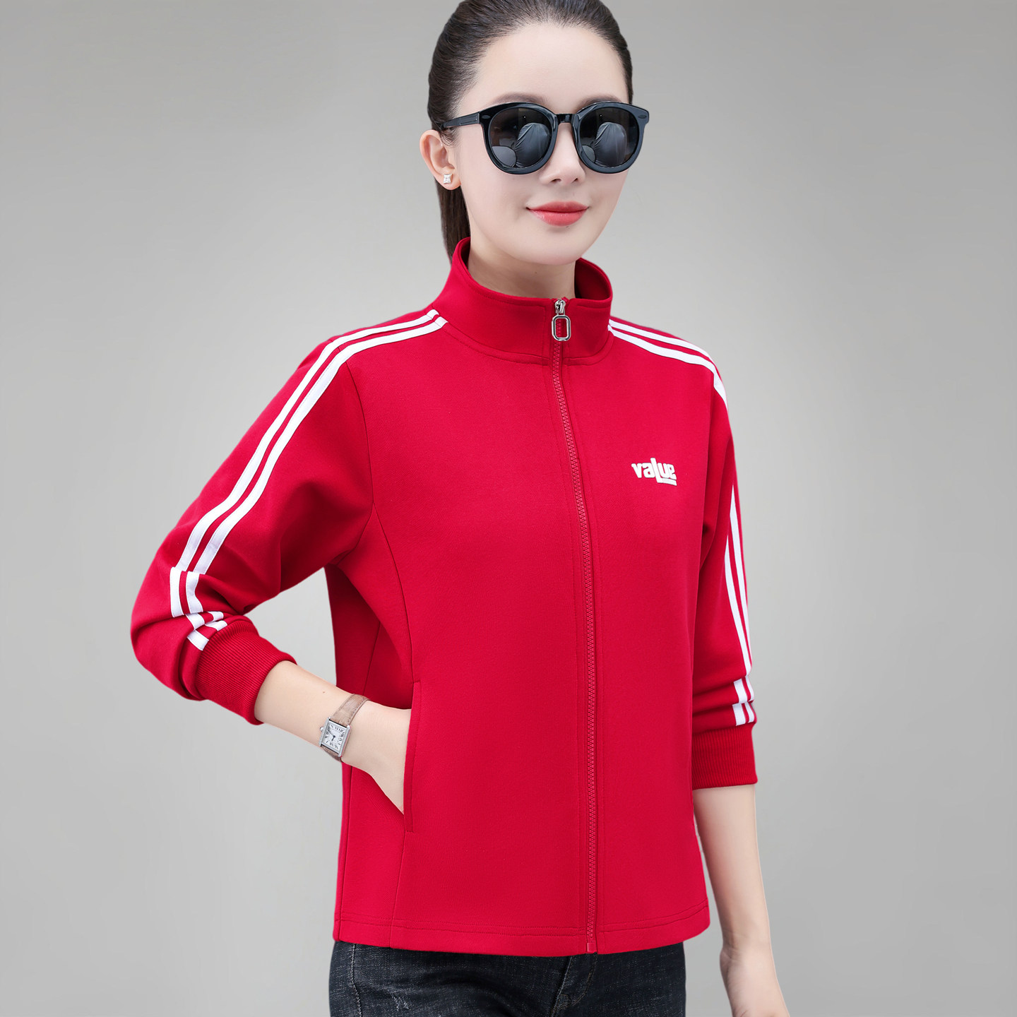 春秋女士外套2026新款中年休闲夹克上衣外搭开衫妈妈洋气红色卫衣