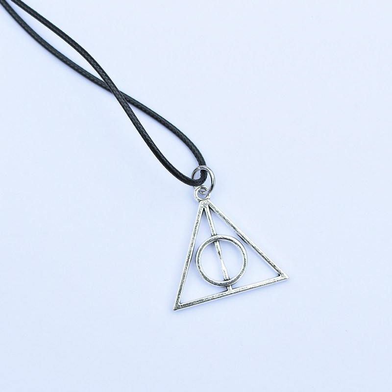动漫哈利波特死亡圣器复活石吊坠可旋转三角形项链金色飞贼吊坠