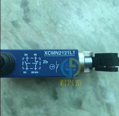 施耐德限位开关XCMN2121L1