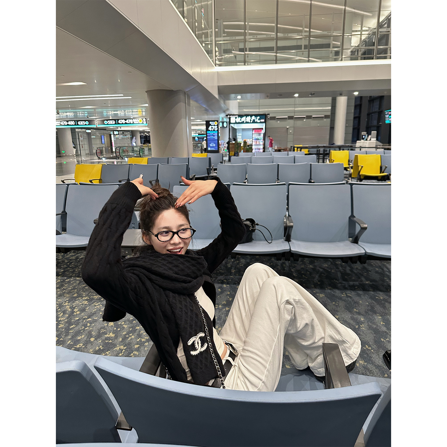 NanaByNana【米兰公路】弹力一体抓绒牛仔裤女秋冬微喇宽松直筒裤