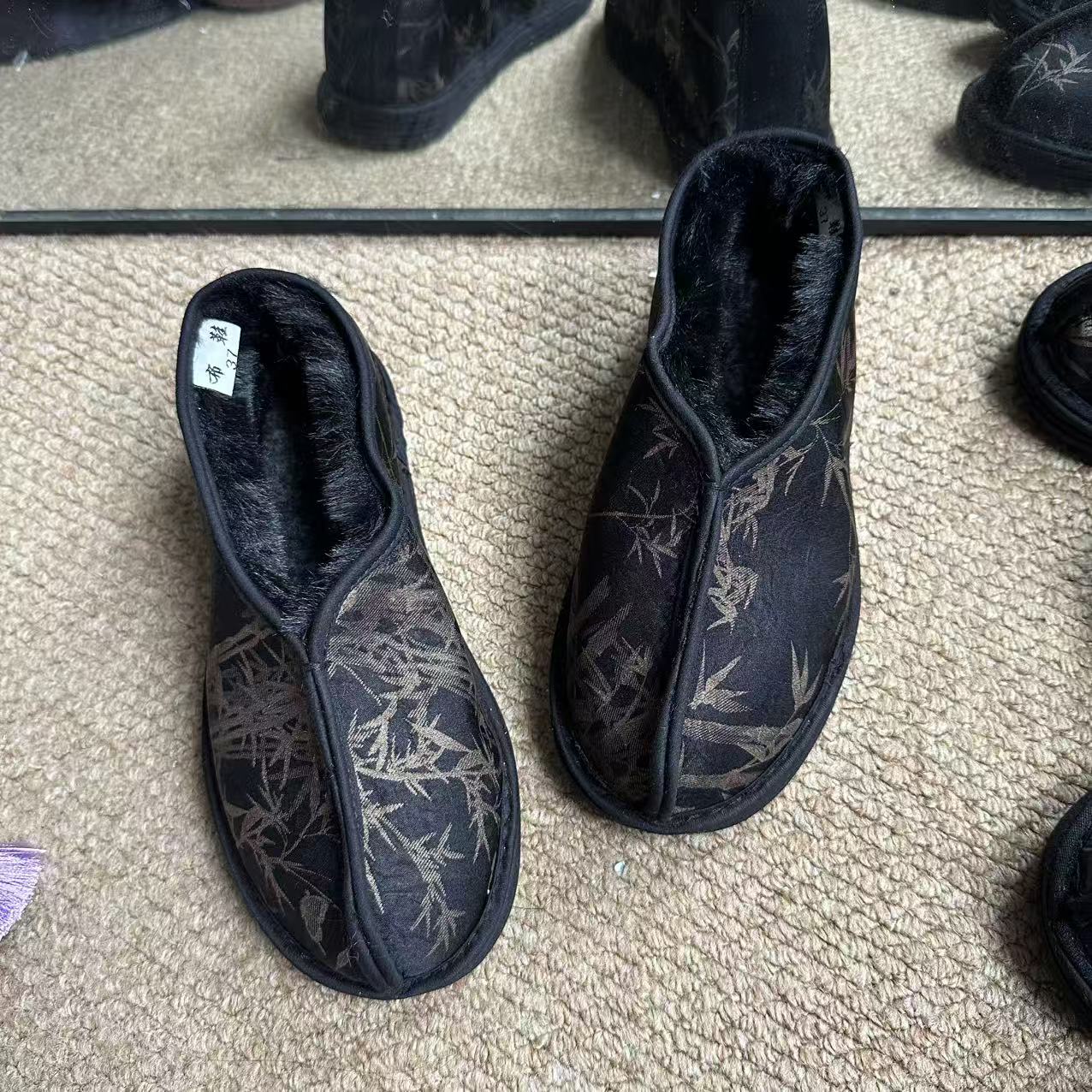 冬季新款千层底布鞋中国风手工女布鞋平底鞋加绒一脚蹬棉鞋