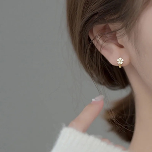 925纯银日系复古雏菊耳扣简约耳圈小众设计感网红ins风耳饰新款潮