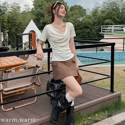 【小四专享】V领显瘦莱赛尔短袖设计感T恤女