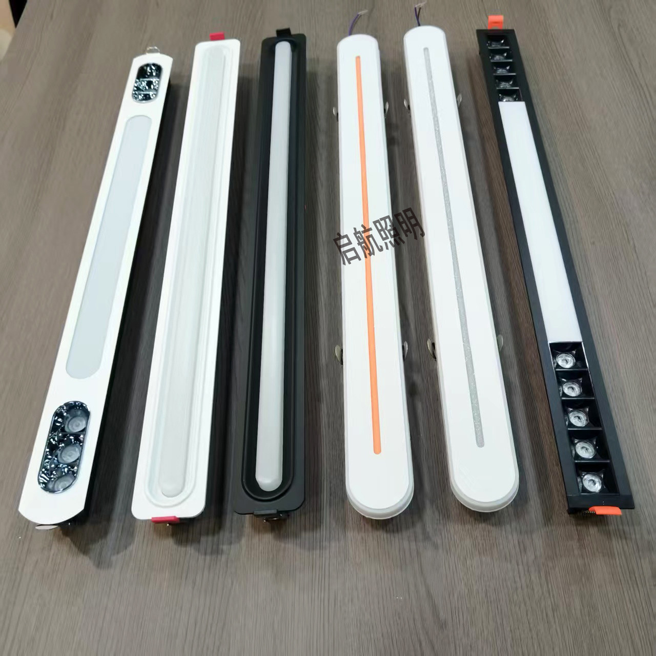 新款蜂窝板专用长条灯石膏吊顶悬浮灯嵌入式弹簧卡扣格栅灯无主灯