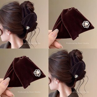 高级感韩系山茶花丝绒抓夹女2025秋冬新款后脑勺大号鲨鱼夹子发饰