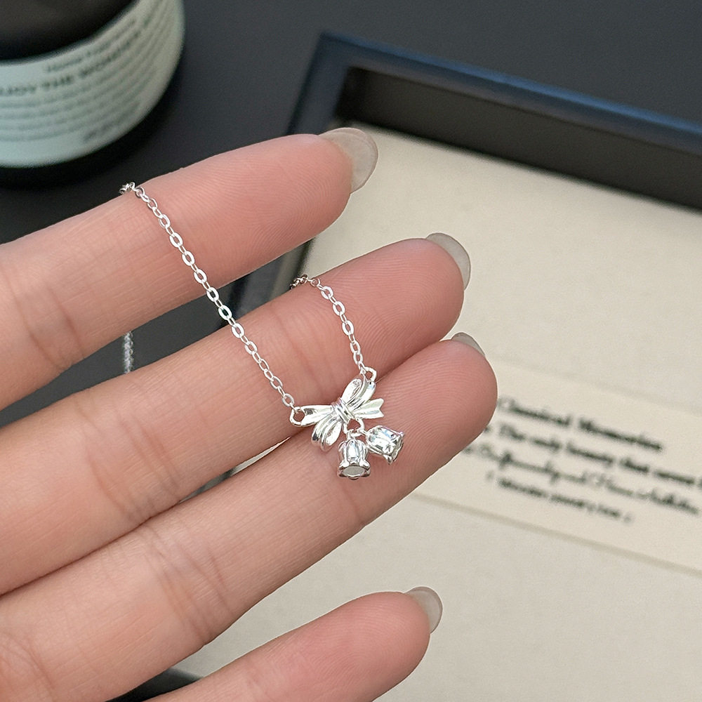 S925纯银蝴蝶结铃兰花项链女甜美气质磨砂花朵锁骨链精致素银首饰