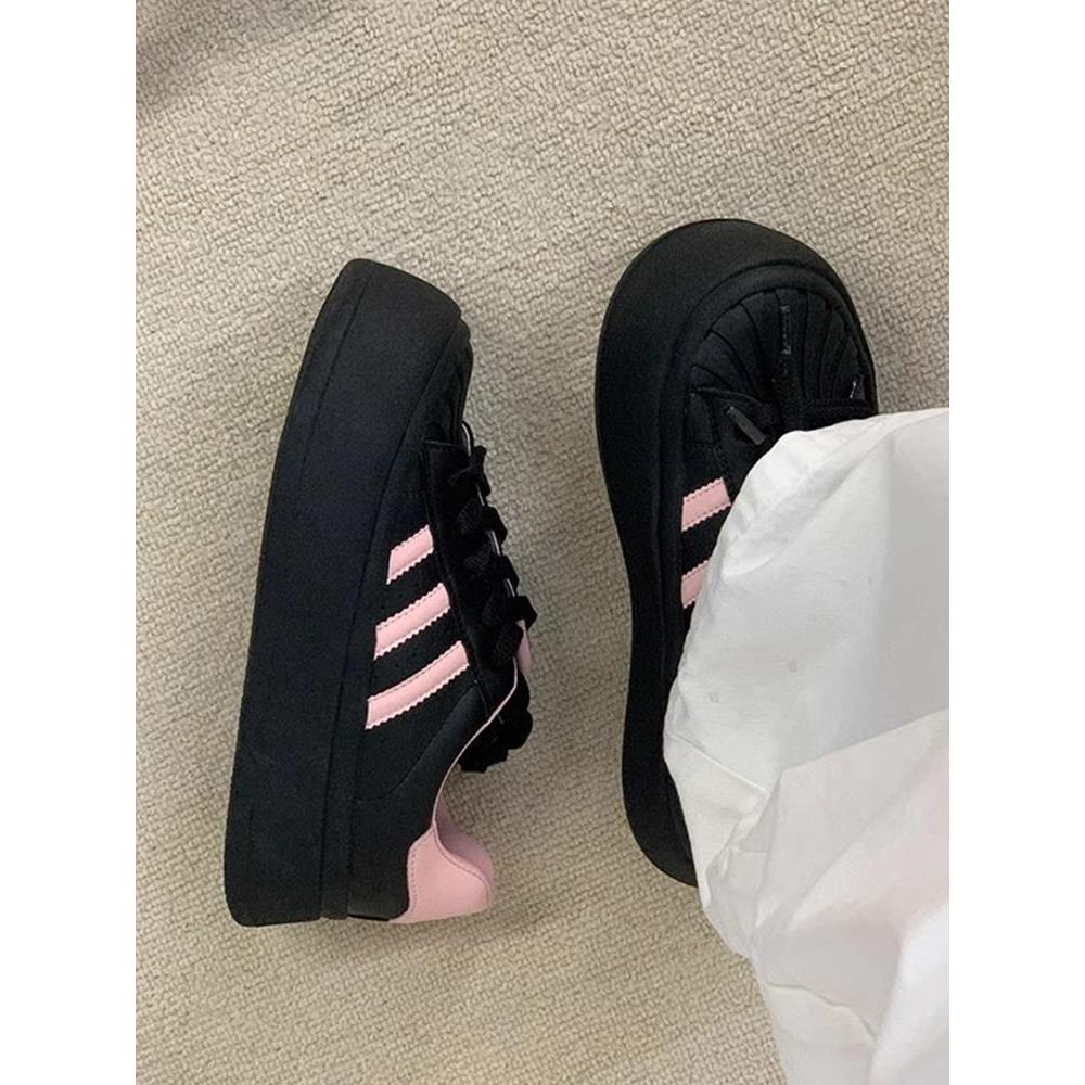 黑色厚底内增高德训鞋女款2025新款春秋季百搭休闲运动贝壳头板鞋