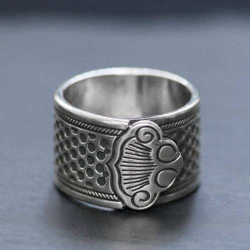 老式顶针加厚戒指DIY防滑复古指套手工缝纫工具实用配件压针器