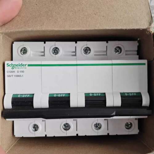 维修C120H 4PD100A，，，施耐德空气开关全新未使用过原装议价