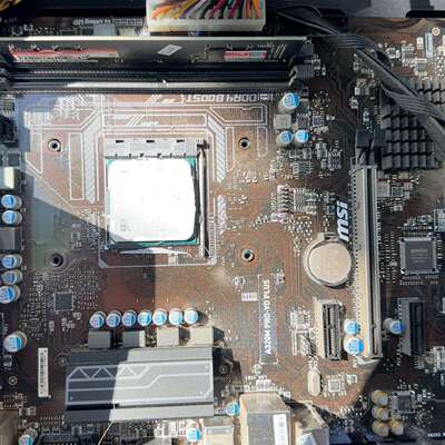 维修AMD Ryzen 3 3200G，四核四线程，带核显议价