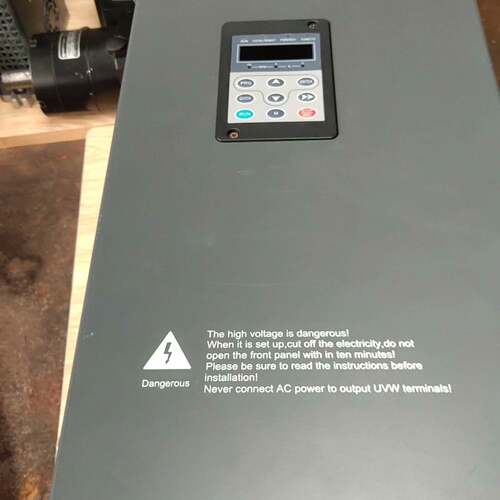 维修YC580-018G-10，22KW/380V，，沂川变频器二议价