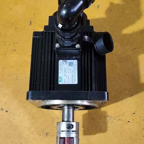 维修130ST-M09025，1.5KW 9N·m 220V IP65，，，伺服电机实物?