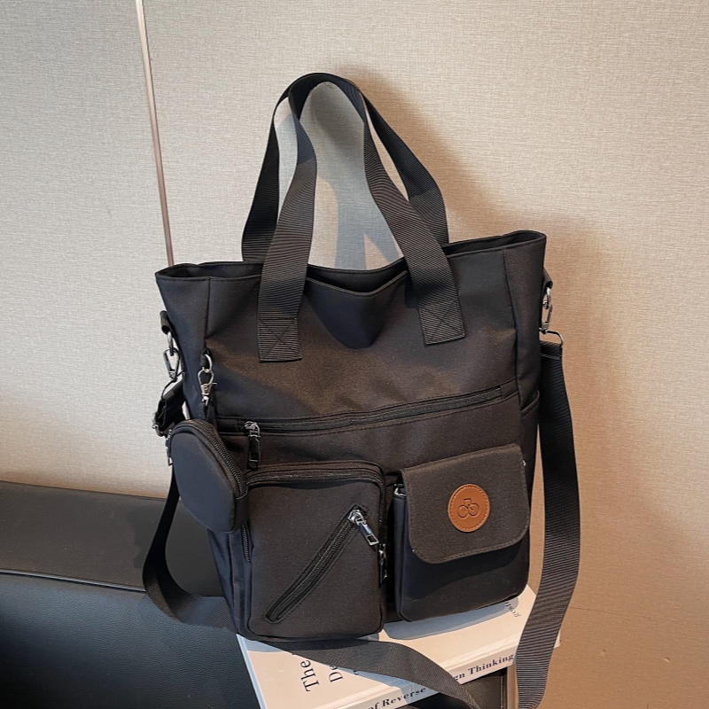 韩版休闲大容量托特包女帆布包手提单肩包百搭休闲通勤上班大包潮