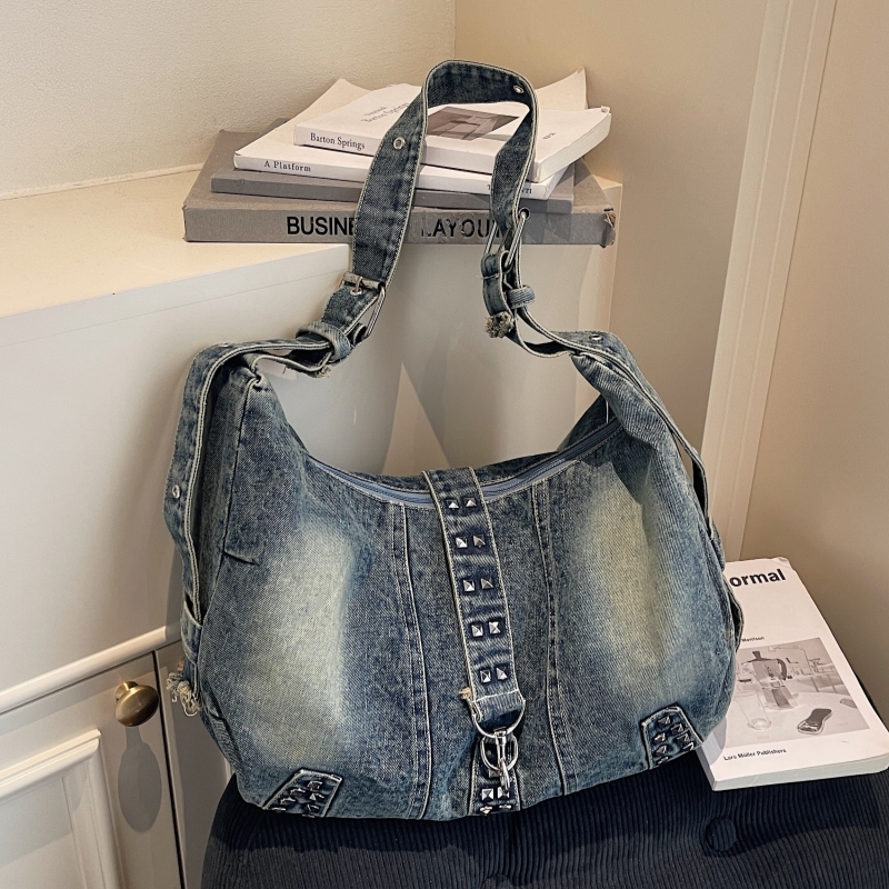 牛仔布包包女式2025新款休闲时尚大容量单肩斜挎包上课通勤托特包
